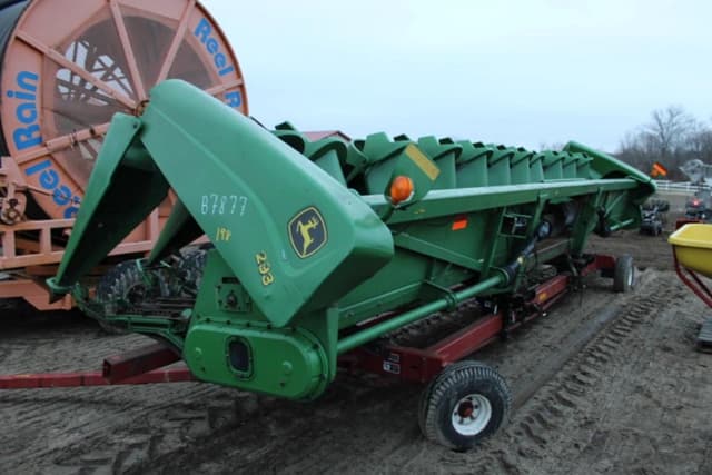 Image of John Deere 1293 equipment image 3