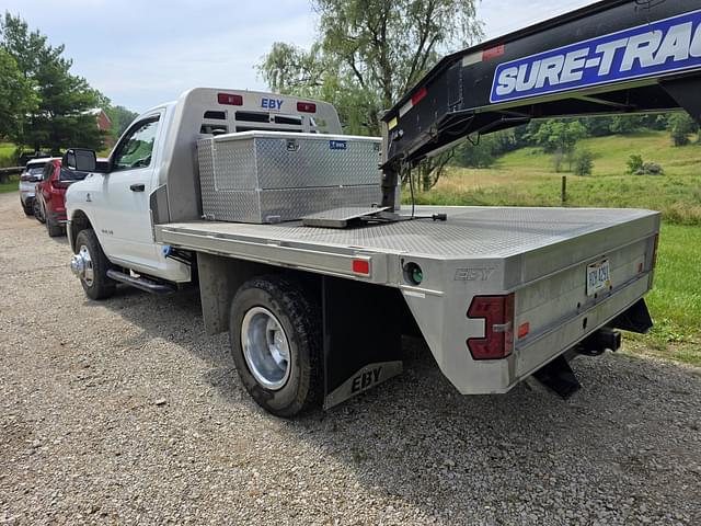 Image of Dodge Ram 3500 equipment image 1
