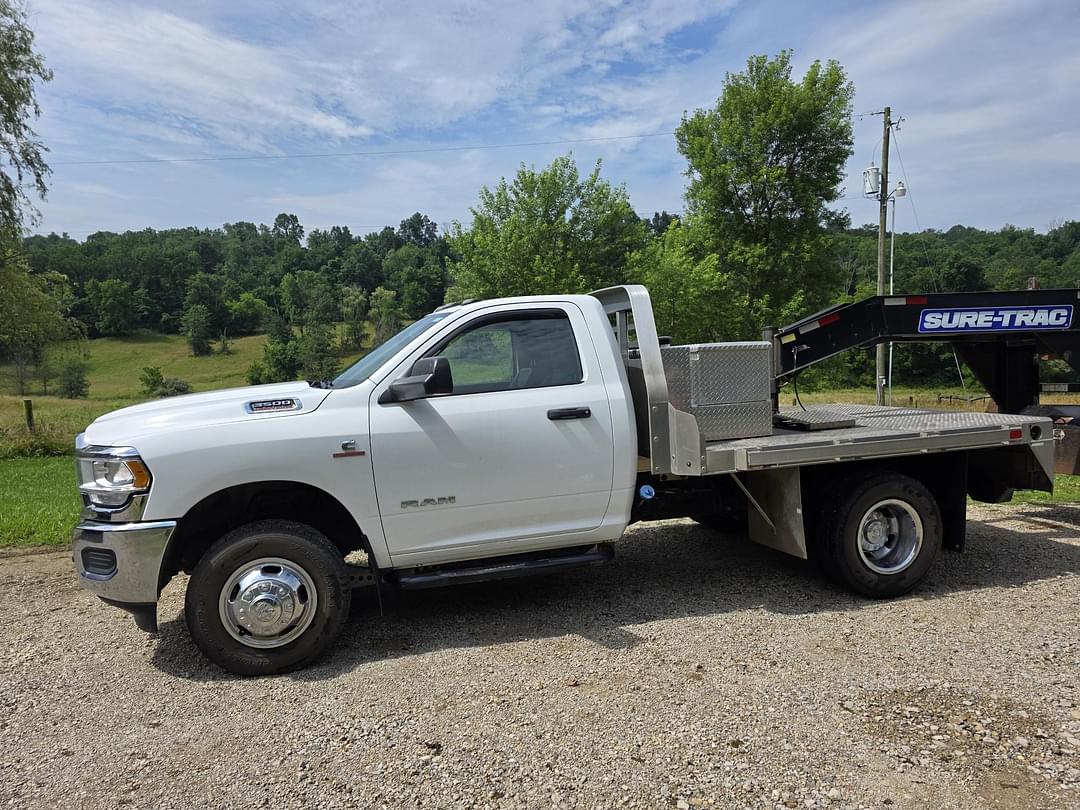 Image of Dodge Ram 3500 Primary image