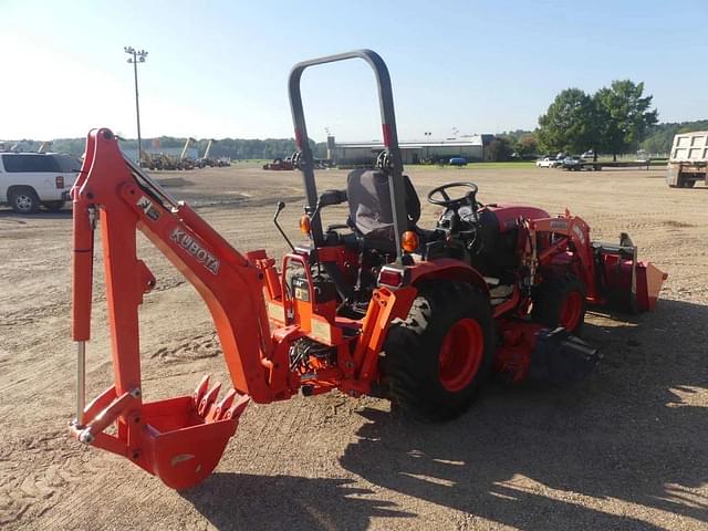 Image of Kubota B2601 equipment image 2