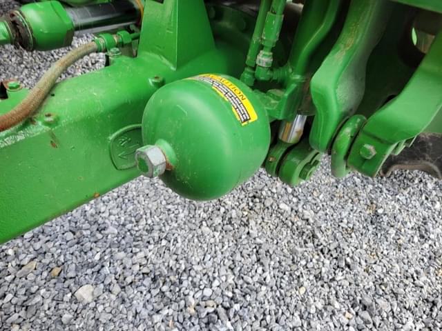 Image of John Deere 6140R equipment image 4