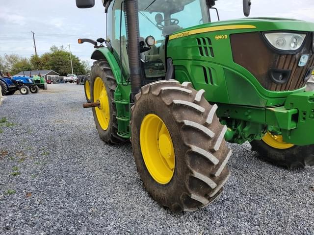 Image of John Deere 6140R equipment image 2