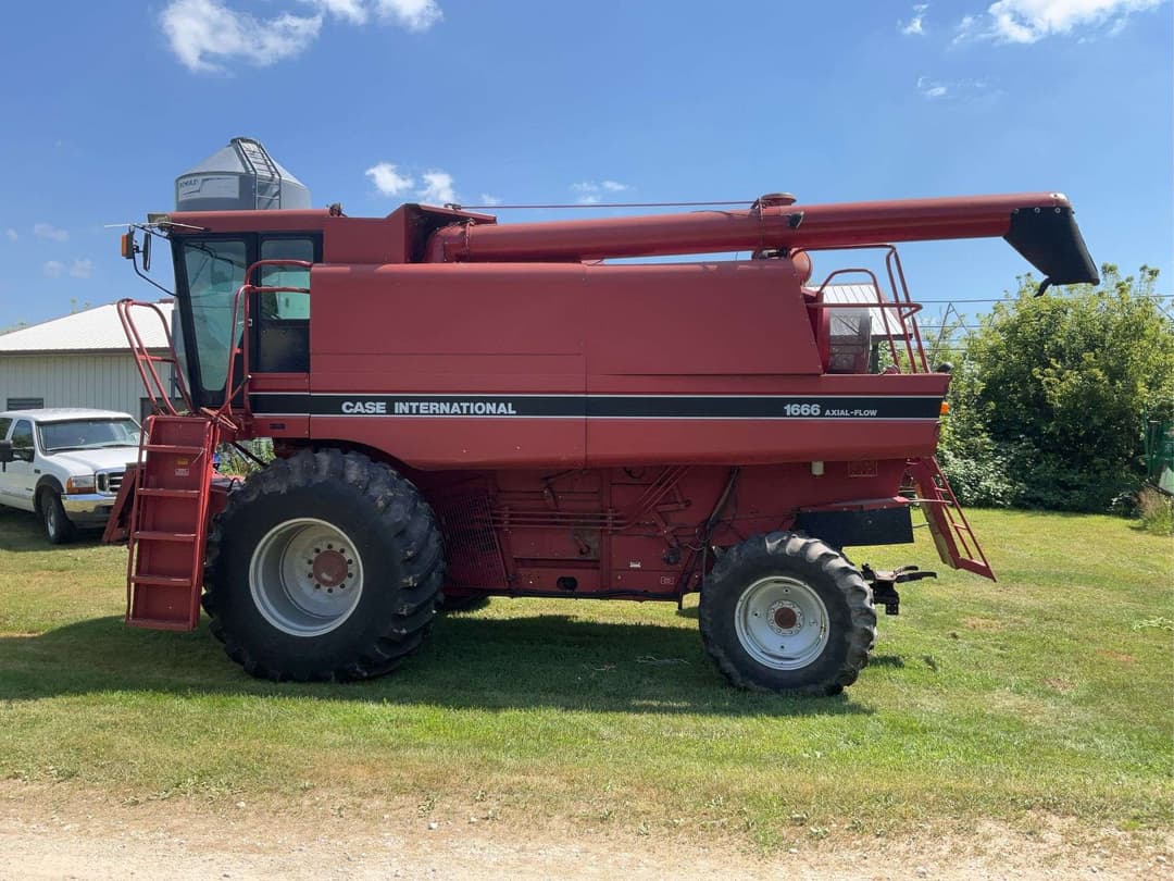 Image of Case IH 1666 Primary image