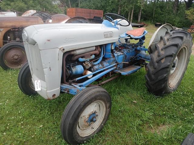 Image of Ford Golden Jubilee equipment image 2