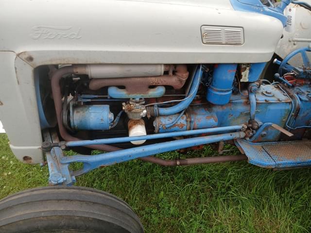 Image of Ford Golden Jubilee equipment image 3