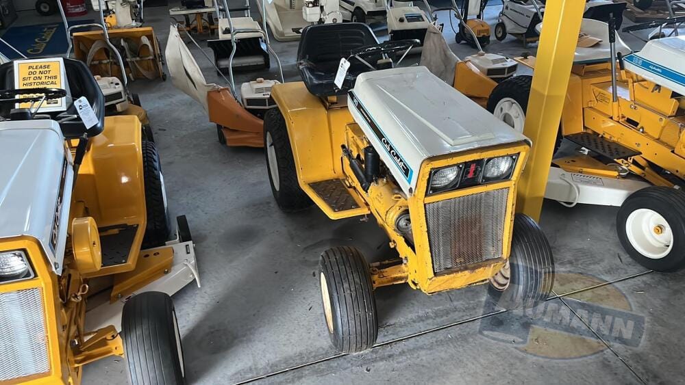 Main image Cub Cadet 147