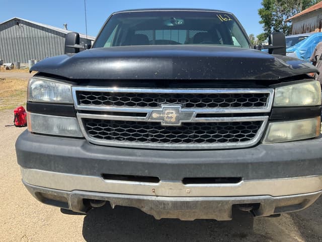 Image of Chevrolet 2500HD equipment image 1