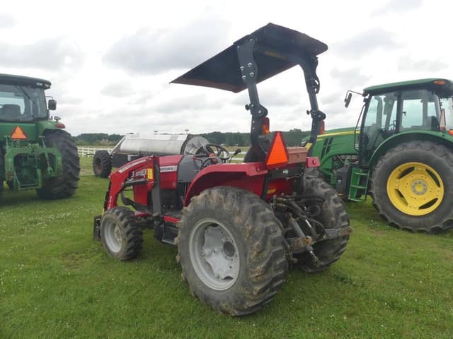 Image of Massey Ferguson 2860E equipment image 4
