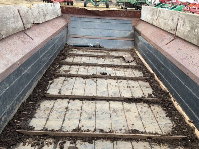 Image of Meyer's 160 equipment image 4