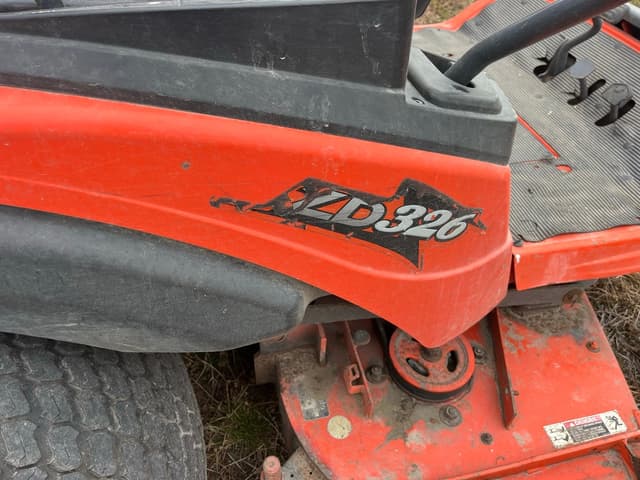 Image of Kubota ZD326 equipment image 2