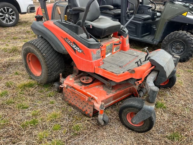 Image of Kubota ZD326 equipment image 4