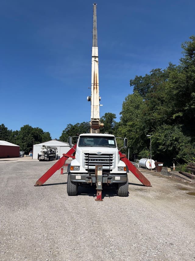 Image of Sterling L7500 equipment image 2