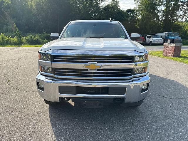 Image of Chevrolet Silverado equipment image 1