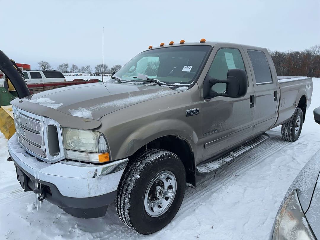 Image of Ford F-350 Primary image