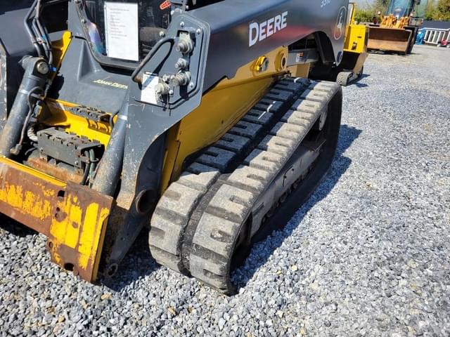 Image of John Deere 331G equipment image 2