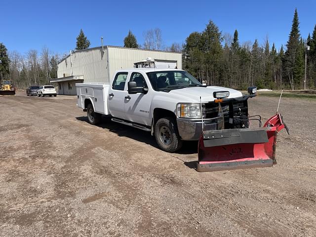 Image of Chevrolet 3500HD equipment image 1