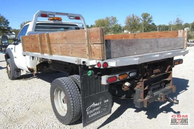 Image of Ford F-450 equipment image 2