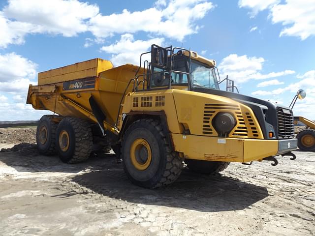 Image of Komatsu HM400-3 equipment image 2