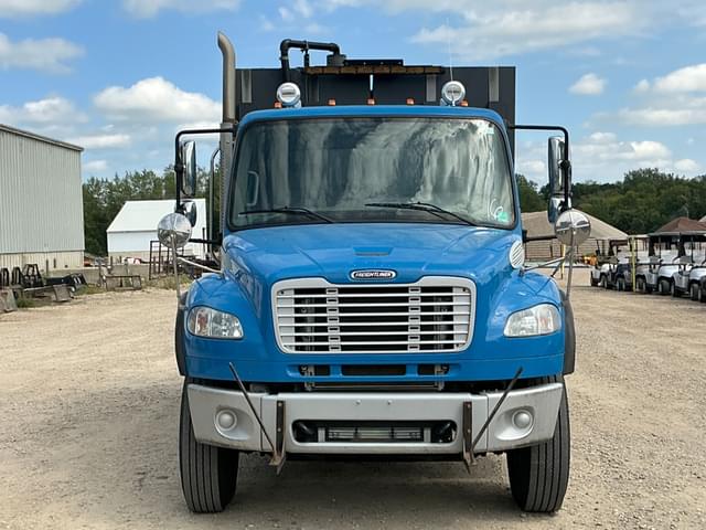 Image of Freightliner M2 equipment image 1