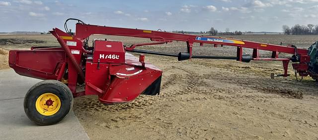 Image of New Holland H7460 equipment image 3