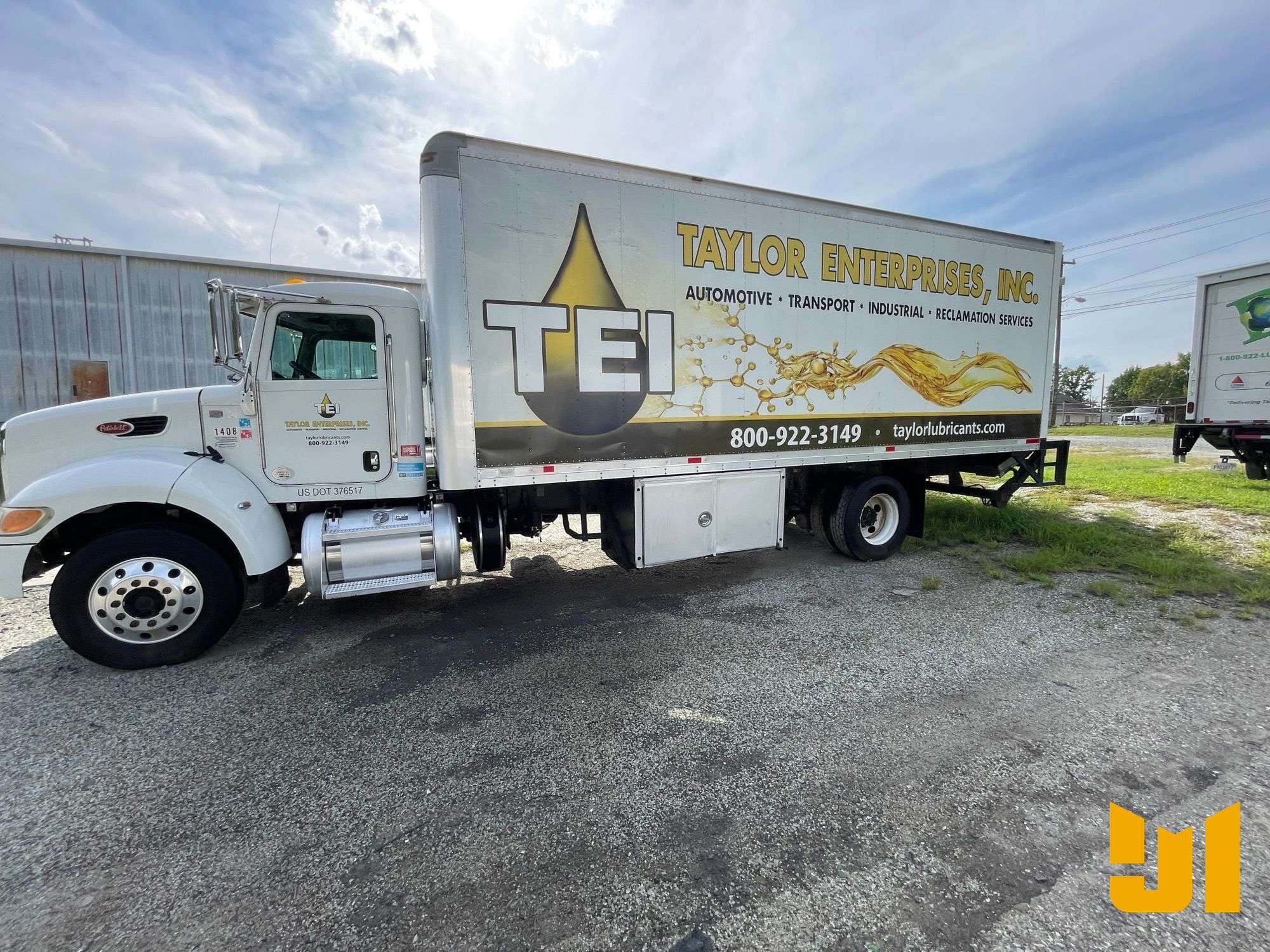 2013 Peterbilt 337 Equipment Image0