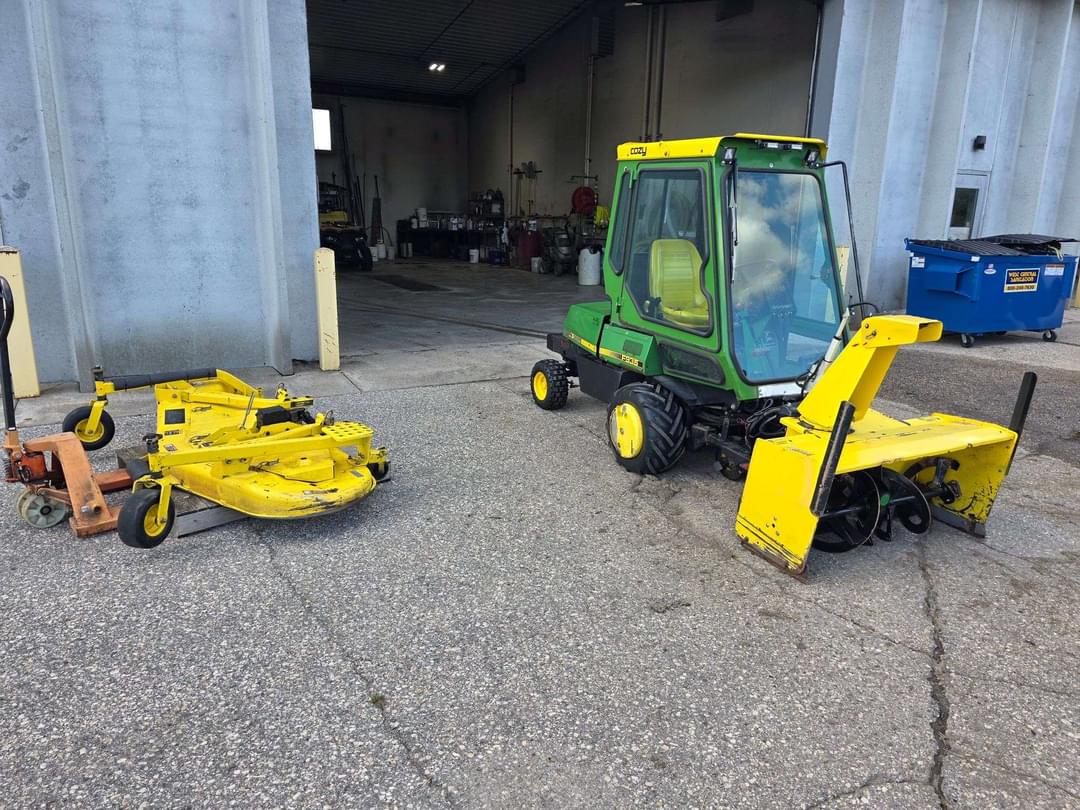 Image of John Deere F935 Primary image