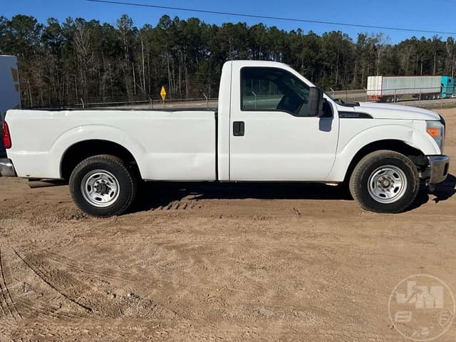 Image of Ford F-250 equipment image 3