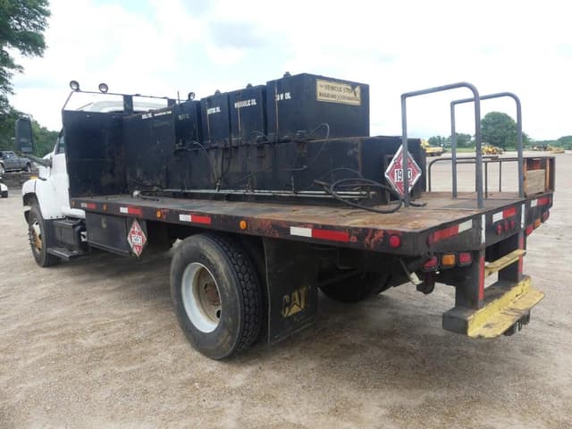 Image of GMC C7500 equipment image 3
