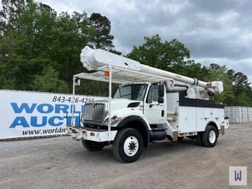 Main image International 7400