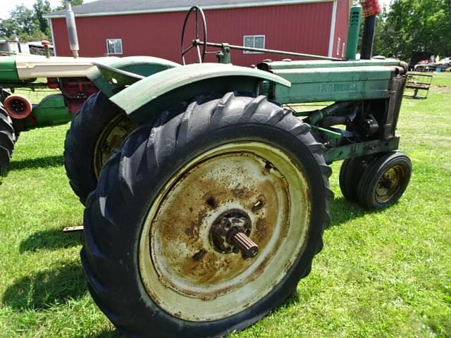 Image of John Deere A equipment image 3