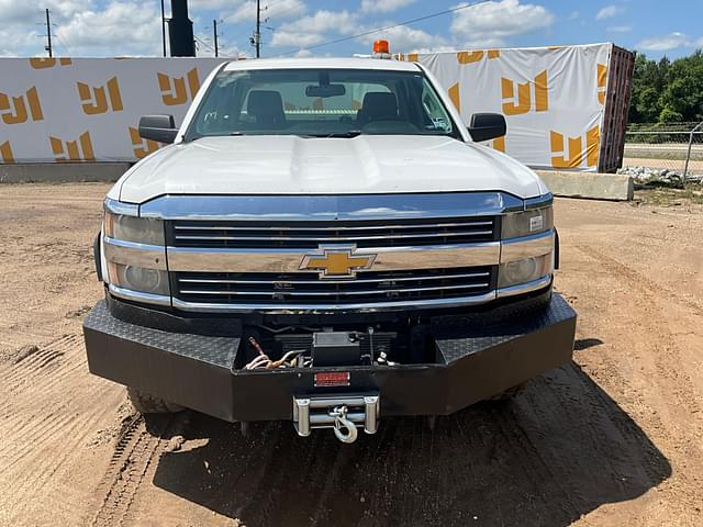 Image of Chevrolet 2500HD equipment image 1