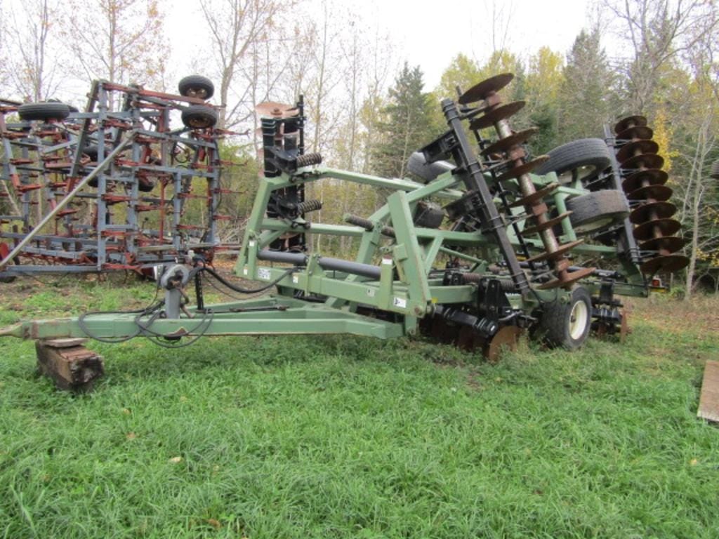 Wishek 862NT Equipment Image0