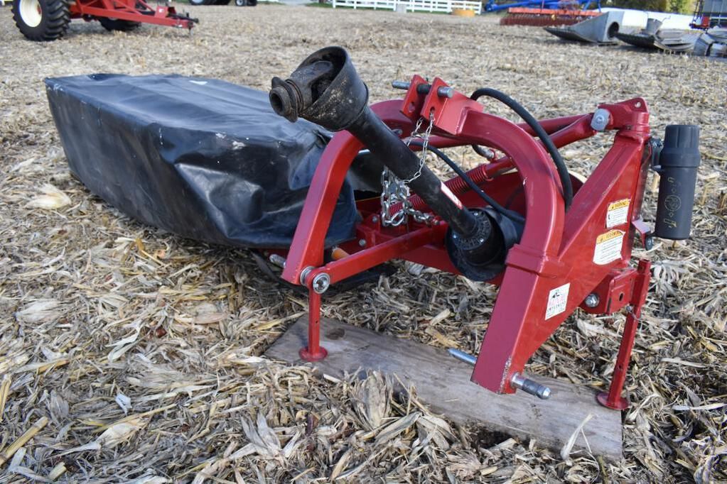 Main image New Holland HM235