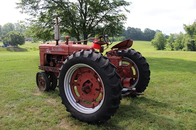 Image of Farmall Super M-TA equipment image 4