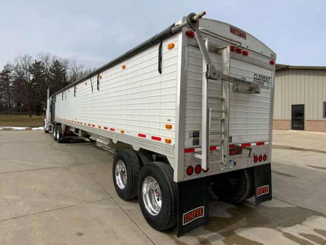 Image of Timpte Grain Trailer equipment image 2