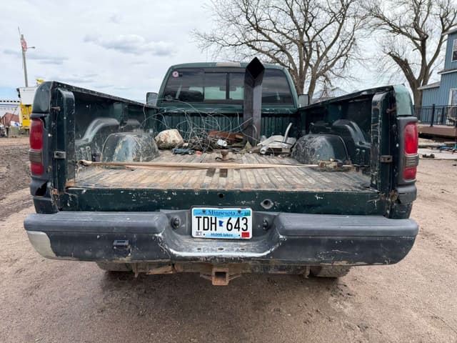 Image of Dodge Ram 2500 equipment image 3