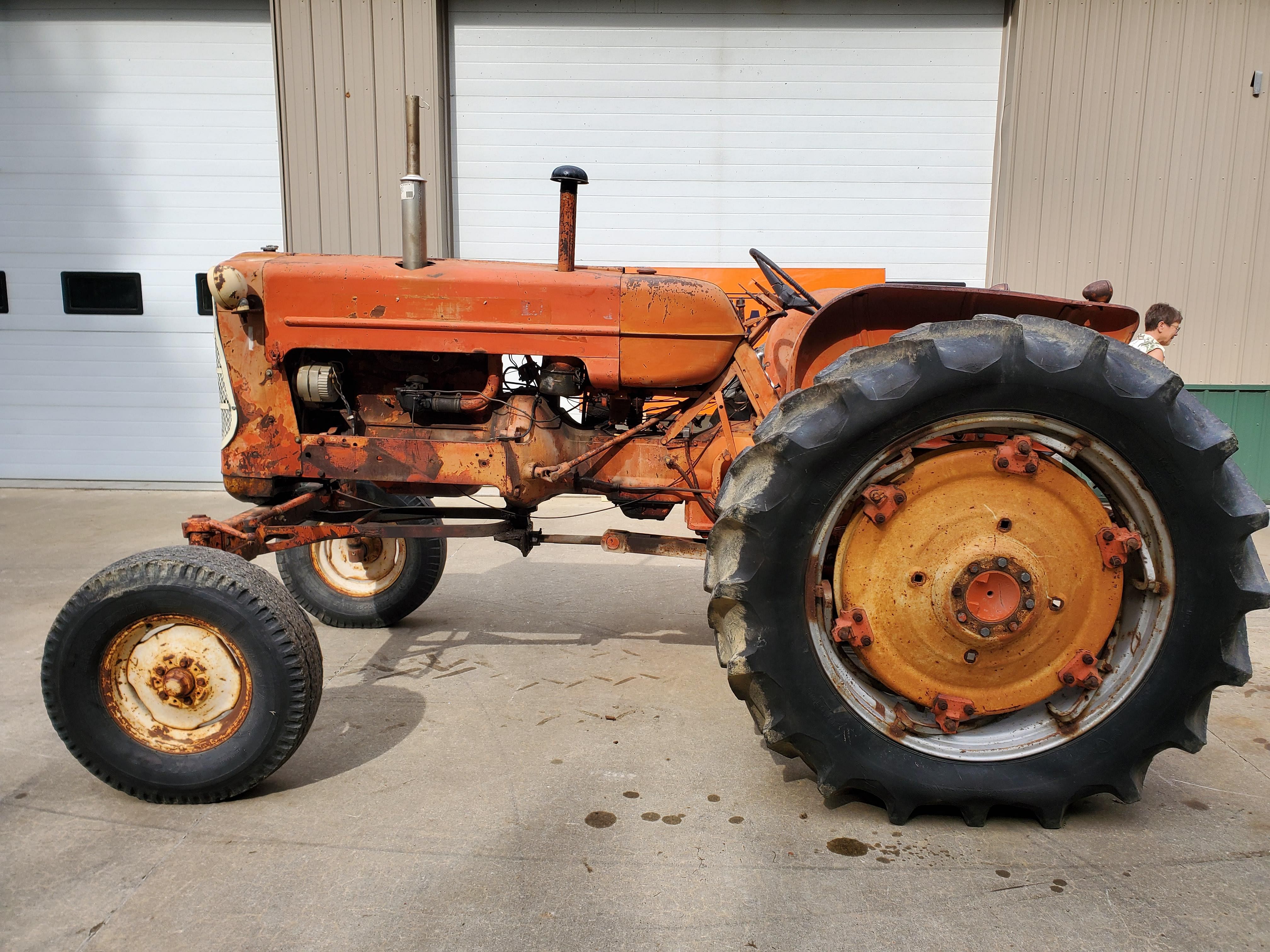 SOLD - 1960 Allis Chalmers D17 Tractors 40 To 99 HP | Tractor Zoom