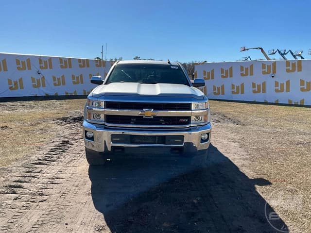 Image of Chevrolet 2500HD equipment image 1