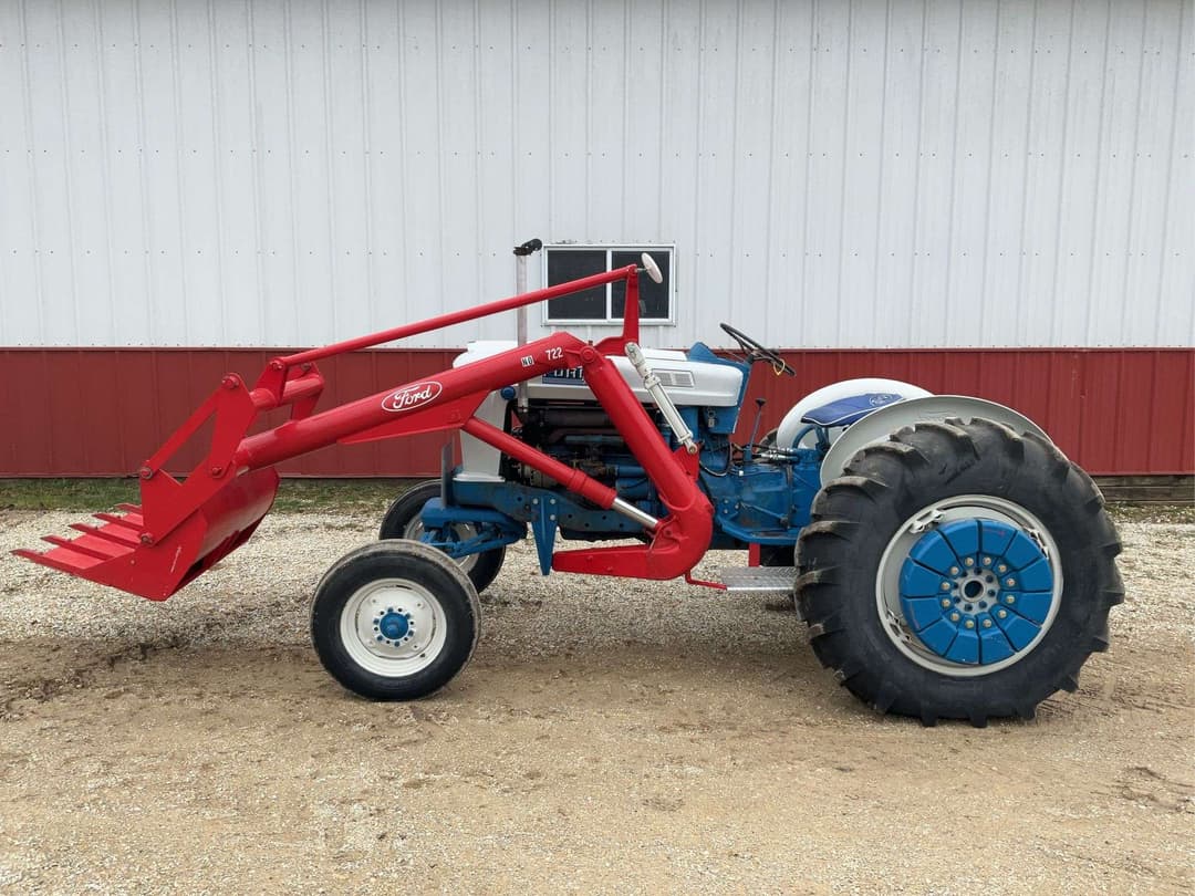 Image of Ford 4000 Primary image