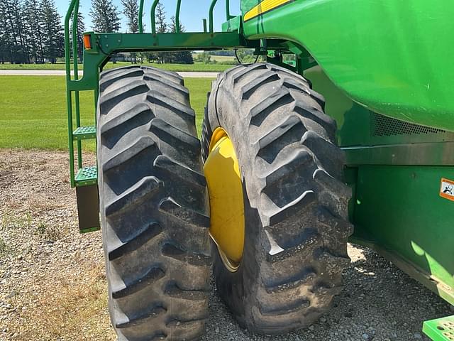 Image of John Deere 9560 STS equipment image 3