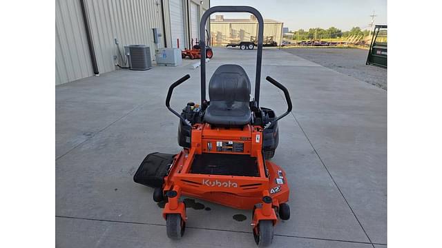 Image of Kubota Z232 equipment image 3