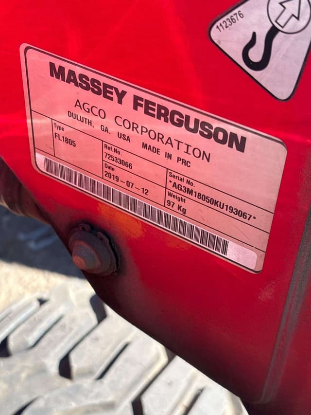 Image of Massey Ferguson GC1723E equipment image 4