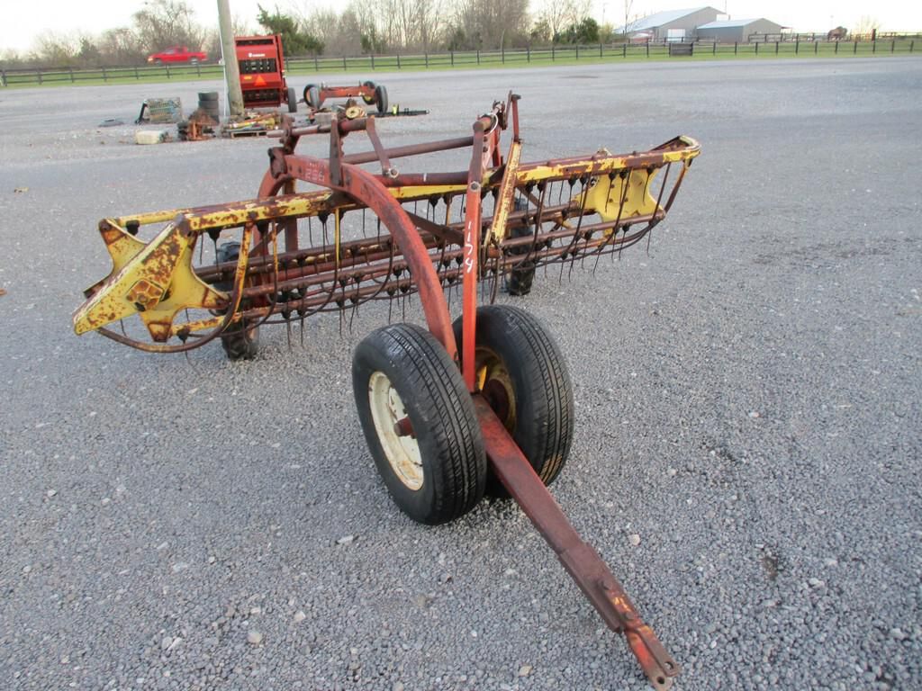 Main image New Holland 256