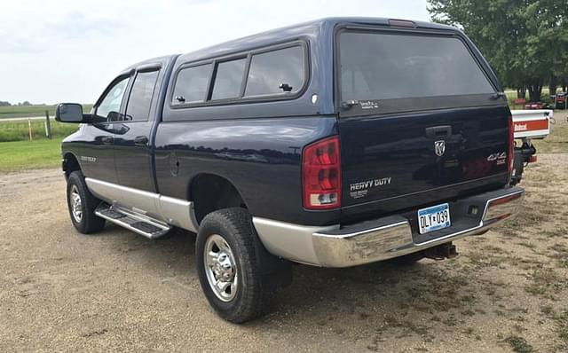 Image of Dodge Ram 2500 equipment image 3