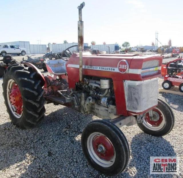Image of Massey Ferguson 3165 equipment image 1