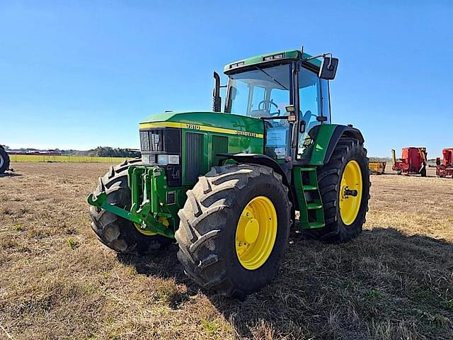 Image of John Deere 7810 equipment image 1