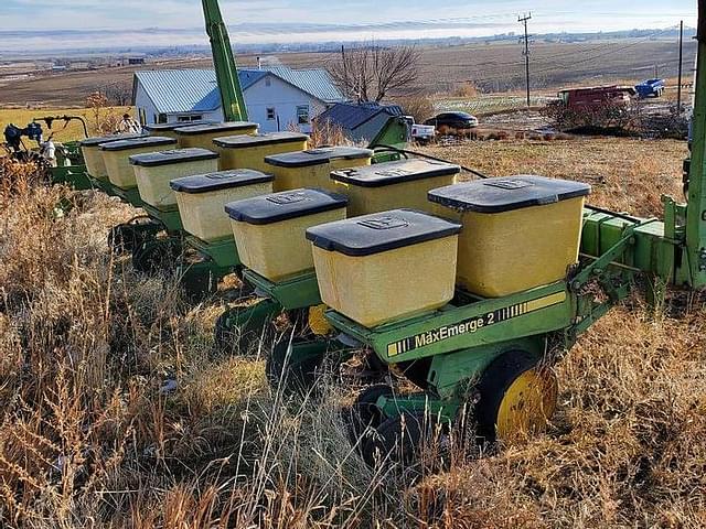 Image of John Deere 7100 equipment image 3