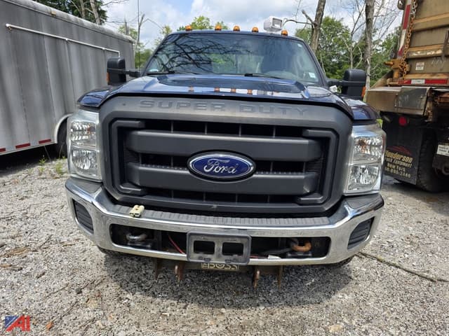 Image of Ford F-250 equipment image 1