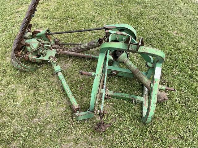Image of John Deere 350 equipment image 1