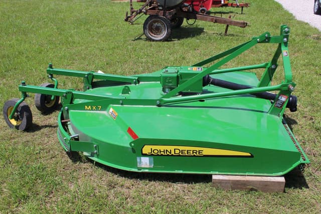 Image of John Deere MX7 equipment image 2